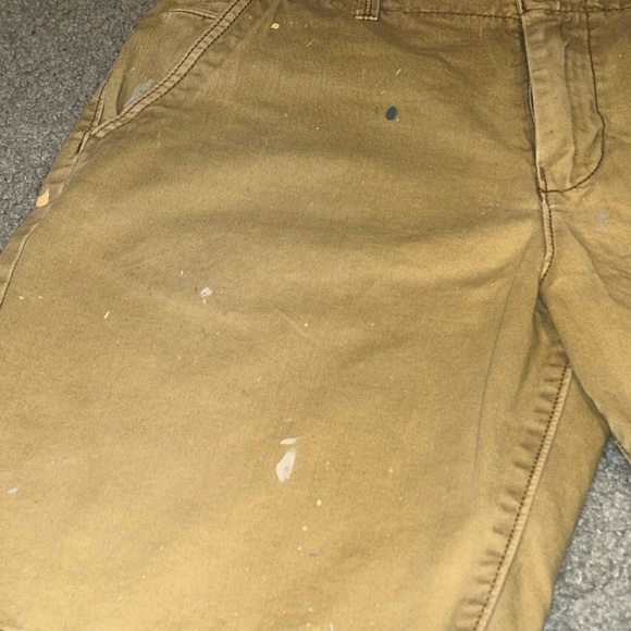 American Eagle Distressed Khaki Tan Shorts Paint Splatter Work Ware- Size 31 AEO - Picture 2 of 12